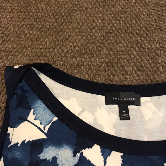 Adorable Floral Tank - Picture 3 of 3